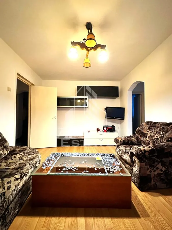 Apartament cu 3 camere, de vanzare, in zona Fortuna, Arad. - foto 2