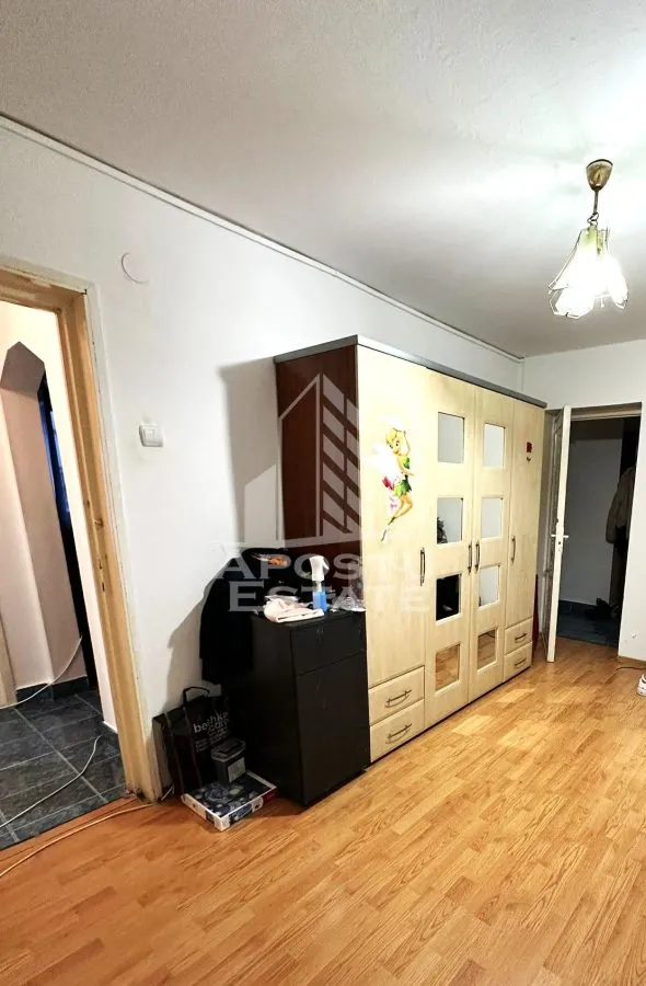 Apartament cu 3 camere, de vanzare, in zona Fortuna, Arad. - foto 5