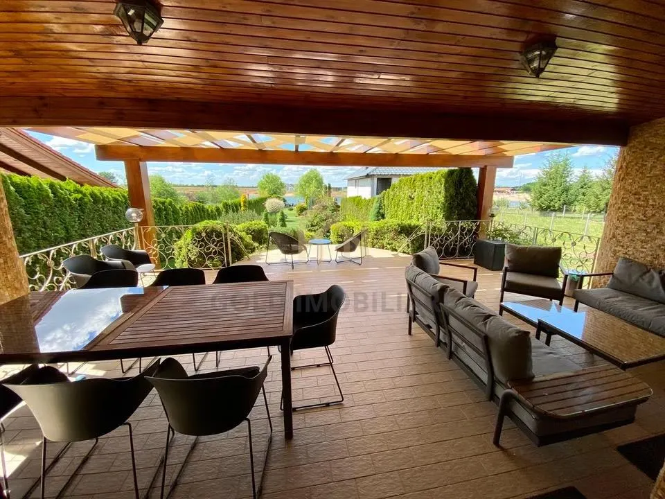 Casa de vanzare , Apa - foto 1
