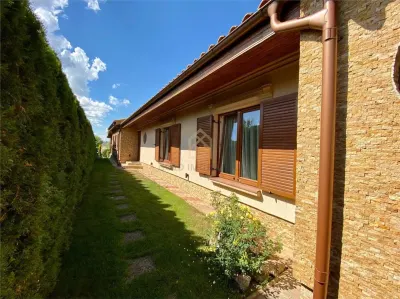 Casa de vanzare , Apa - foto 3