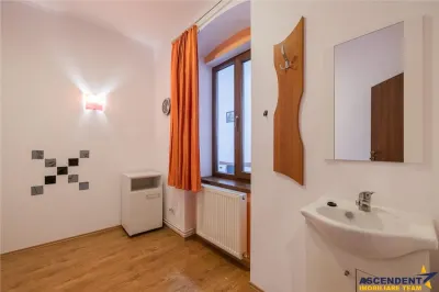Casa pretabila:comercial/ servicii/ rezidential Central, Fagaras - foto 13