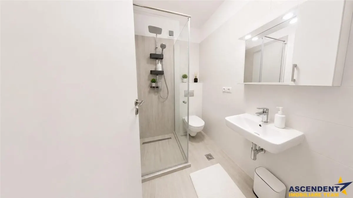 4 camere, decomandat, vedere pe doua parti, parcare, boxa, Tractorul, Brasov - foto 10