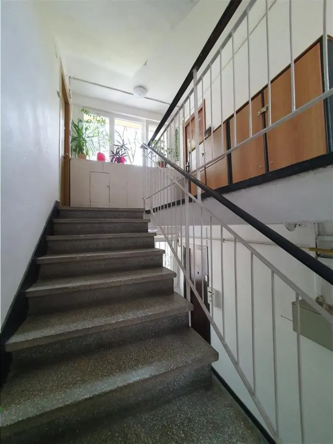 Decebal- adiacent - garsoniera tip studio pentru investitie - centrala proprie - foto 11