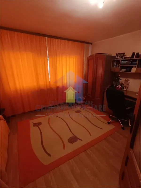 SPATIOS! 91 mp! Ap 4 camere, decomnadat, parter, zona Buzaului - foto 5