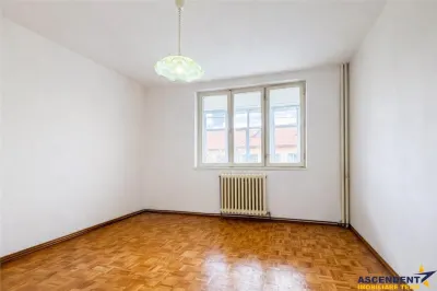 Apartament confortabil,2 camere,etaj 2,zona linistita si accesibila,Simeria,Sfantu Gheorghe - foto 4