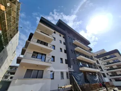 Apartament tip penthouse de vanzare in Iasi, Galata, 181,23 mp - foto 9