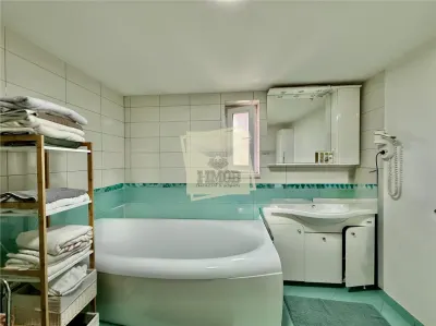 Casa moderna 6 camere 2 bai terasa garaj 654 mp teren Selimbar - foto 18