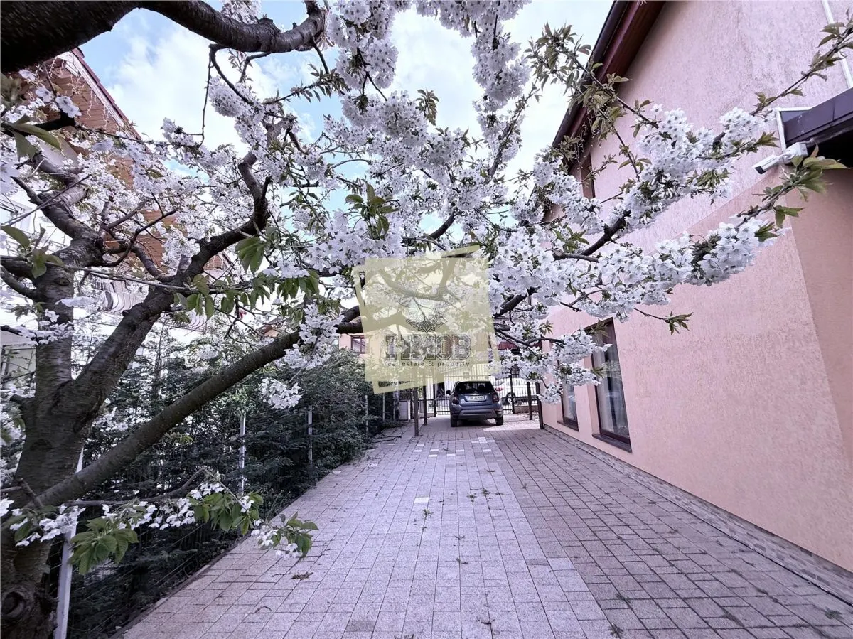 Casa moderna 6 camere 2 bai terasa garaj 654 mp teren Selimbar - foto 4