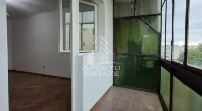 Garsoniera Micalaca piata soarelui - foto 7