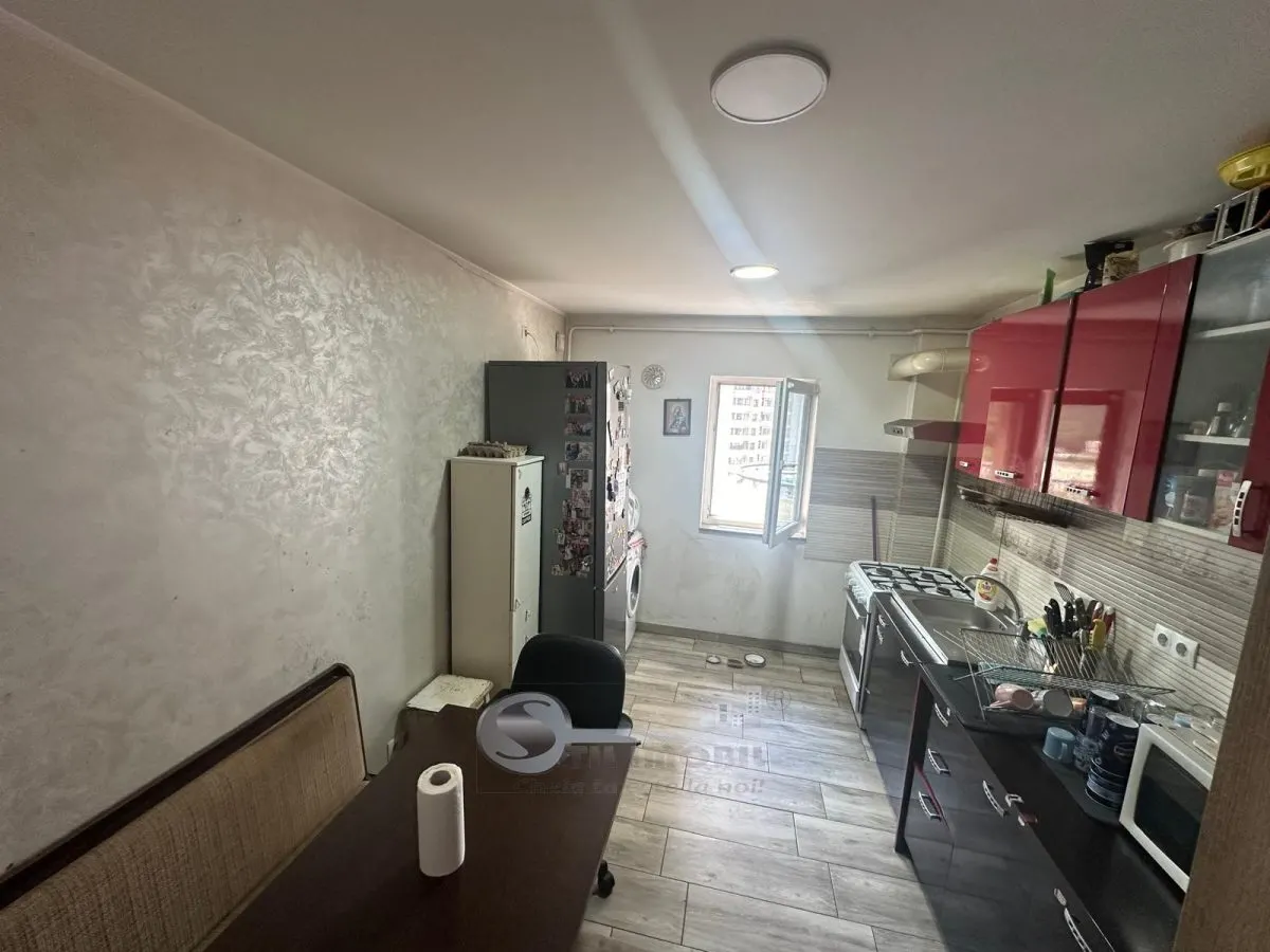 Apartament 4 camere decomandat, 101 mp, etaj intermediar â€“ Nicolina, Iași - foto 1