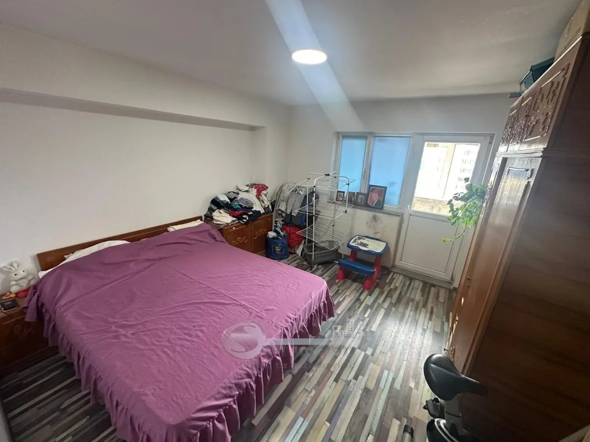 Apartament 4 camere decomandat, 101 mp, etaj intermediar â€“ Nicolina, Iași - foto 2