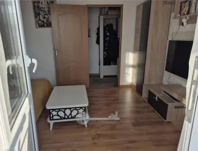 Apartament 3 camere decomandat, Alexandru cel Bun, 53 mp, bloc fără risc seismic, mobilat și utilat - foto 2