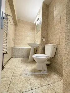 Apartament 3 camere, 75 mp, 2 băi, 2 balcoane, CT, 3 AC, boxă 9 mp și 2 locuri de parcare – Nicolina - foto 11