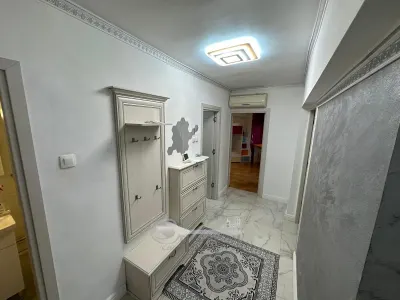 Apartament 3 camere, 76,24 mp + balcon închis 11,28 mp, Dacia – 2 băi - foto 3