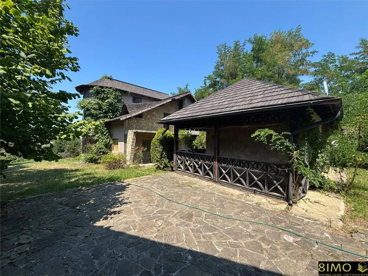 Casa de vanzare - foto 1