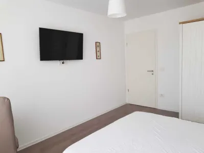Kasper - Coresi, mobilat, utilat, loc parcare, boxa, Tractorul, Brasov - foto 6