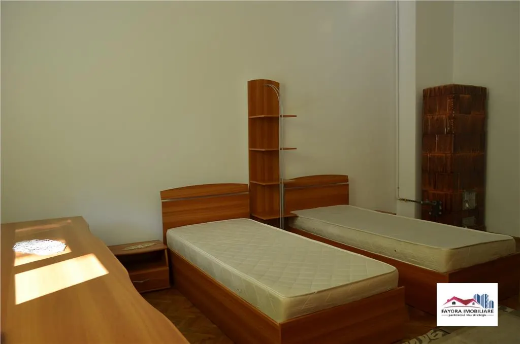 Casa de Inchiriat Mobilata si Utilata Zona Cetatii - foto 6