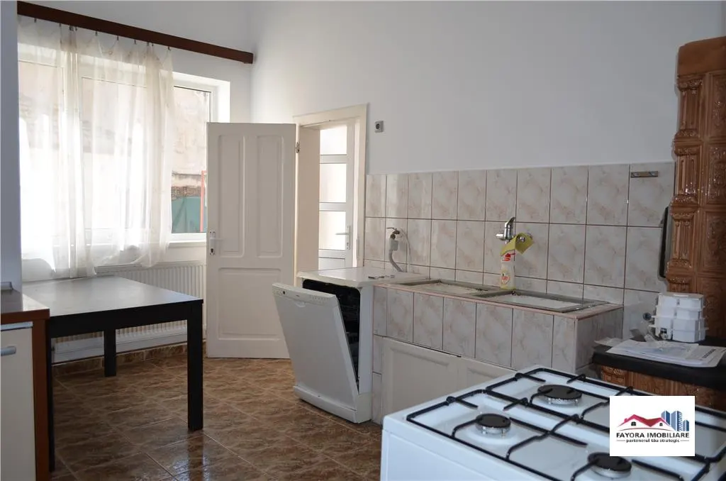 Casa de Inchiriat Mobilata si Utilata Zona Cetatii - foto 7