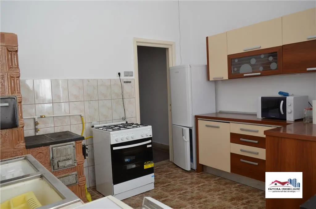 Casa de Inchiriat Mobilata si Utilata Zona Cetatii - foto 8