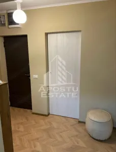 Apartament 2 camere, etaj intermediar, renovat in Piata Libertatii - foto 4