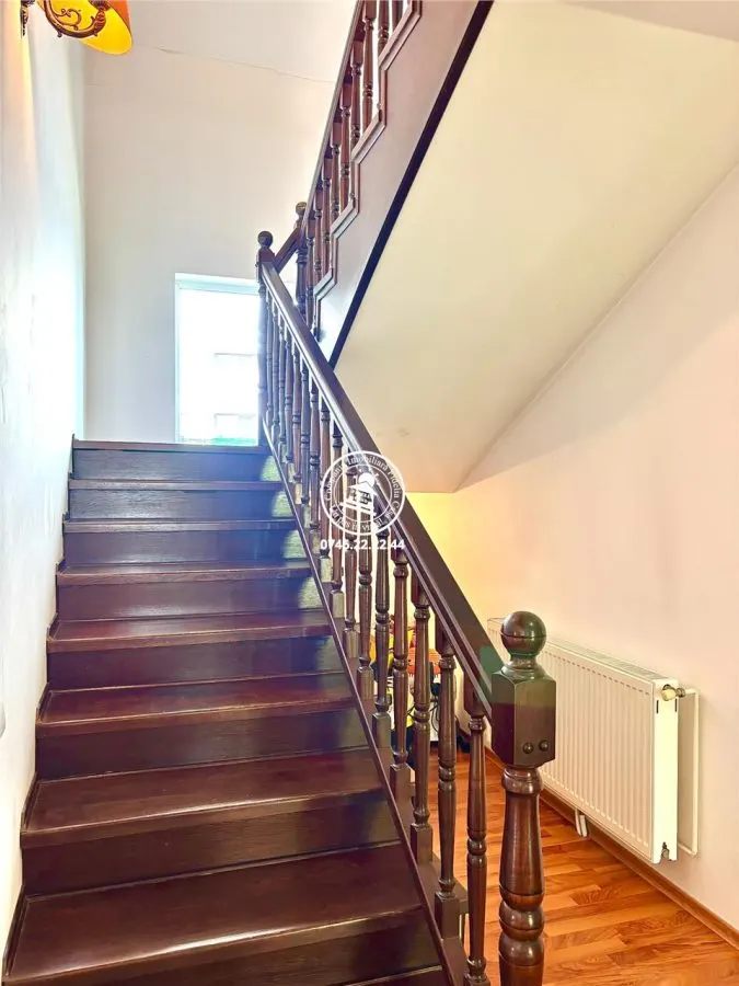Vila  de vanzare  Valea Lupului, - foto 11