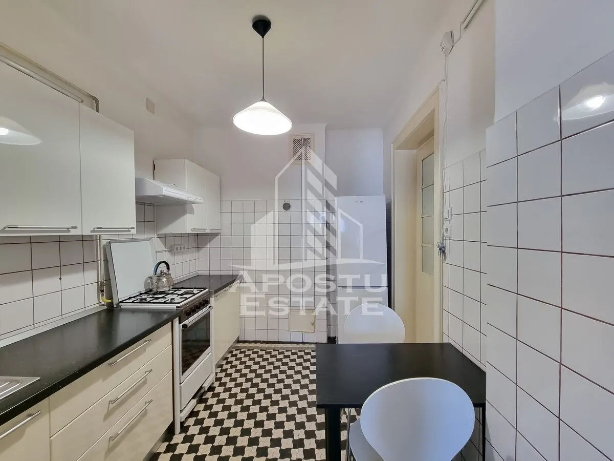 Apartament 2 camere semidecomandat, zona Balcescu - foto 6