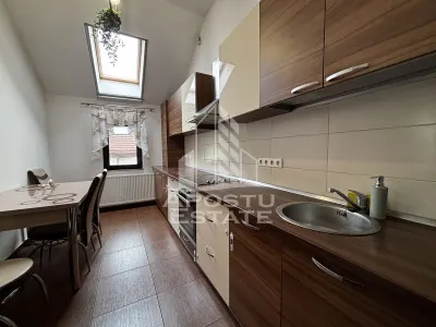 Mansarda inalta cu 2 camere de vanzare, loc de parcare, Dumbravita - foto 6