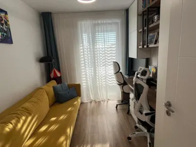 Ap 4 cam parcare şi boxă, etaj 1, mobilat si utilat,Păcurari - foto 5