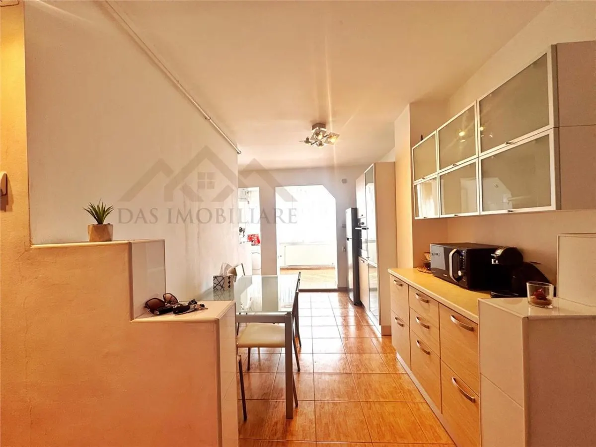 4 camere decomandat | etaj 3 |  Regele Ferdinand I | Zona center Nemes - foto 6