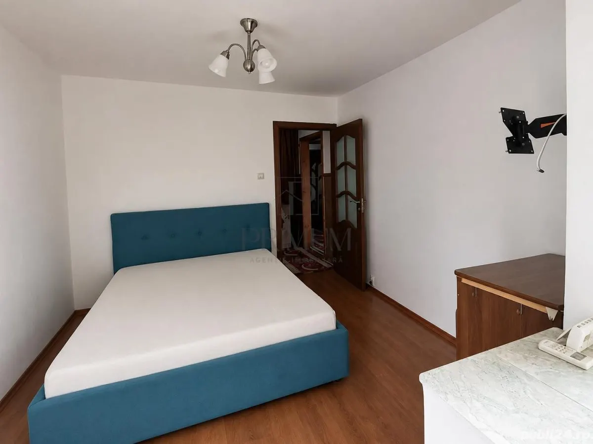 Apartament 3 camere Girocului Decomandat cu Centrala Proprie si 2 Balcoane - foto 2