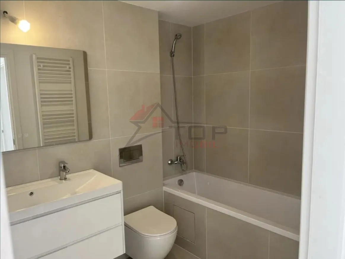 Vanzare apartament 3 camere 83mp 2 bai - parcare subterana - silk district - foto 3