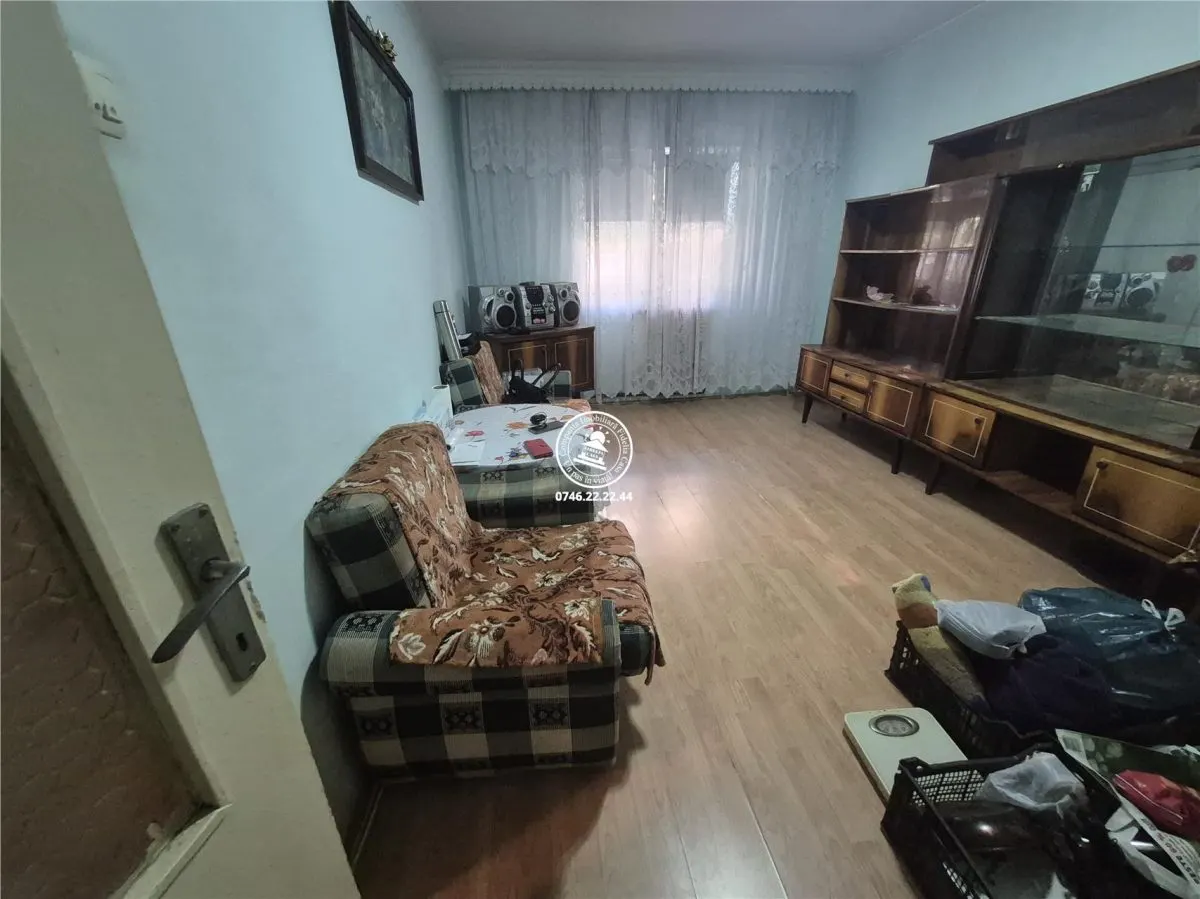Apartament 2 camere decomandat de vanzare zona Dacia - Iasi - foto 1