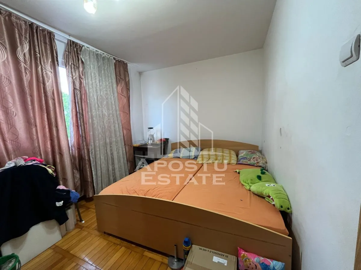 Apartament cu 2 camere, semidecomandat, conf 1, zona Sagului - foto 2