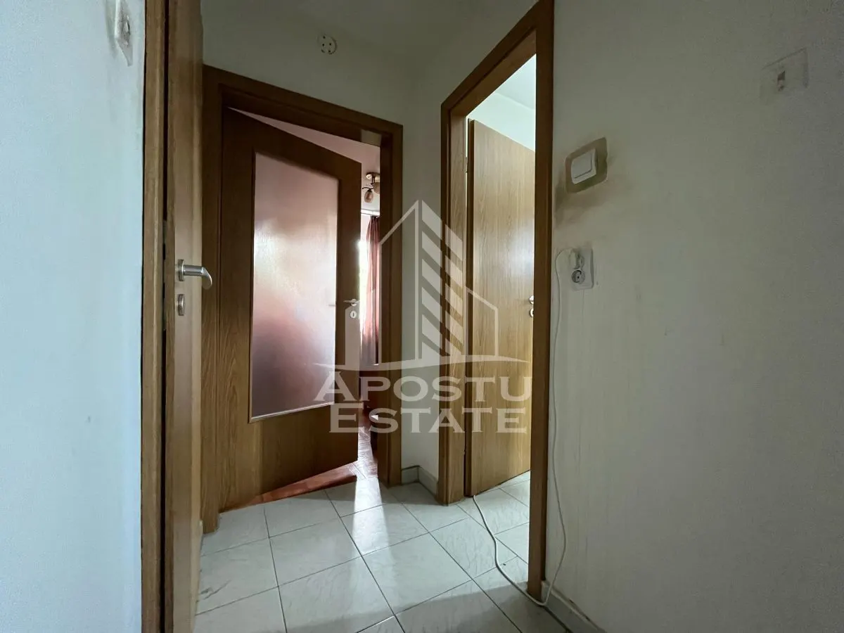 Apartament cu 2 camere, semidecomandat, conf 1, zona Sagului - foto 3