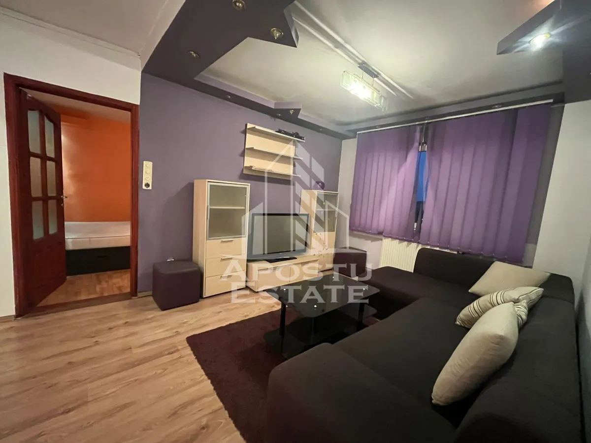 Apartament cu 3 camere, semicomandandat, etaj intermediar, Sagului - foto 1
