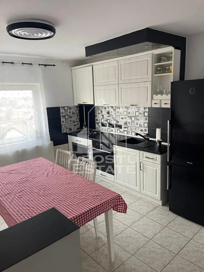 Apartament 2 camere, decomandat, centrala proprie, renovat, Freidorf. - foto 1