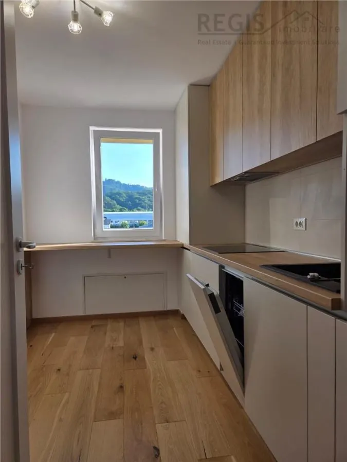 Apartament 3 camere de închiriat | Urban Plaza Brașov | loc de parcare | 2 balcoane - foto 5