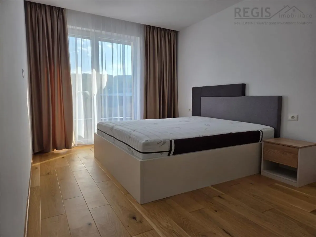 Apartament 3 camere de închiriat | Urban Plaza Brașov | loc de parcare | 2 balcoane - foto 7