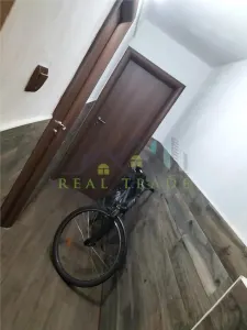 Apartament 3 camere decomandat zona Grivitei - foto 4