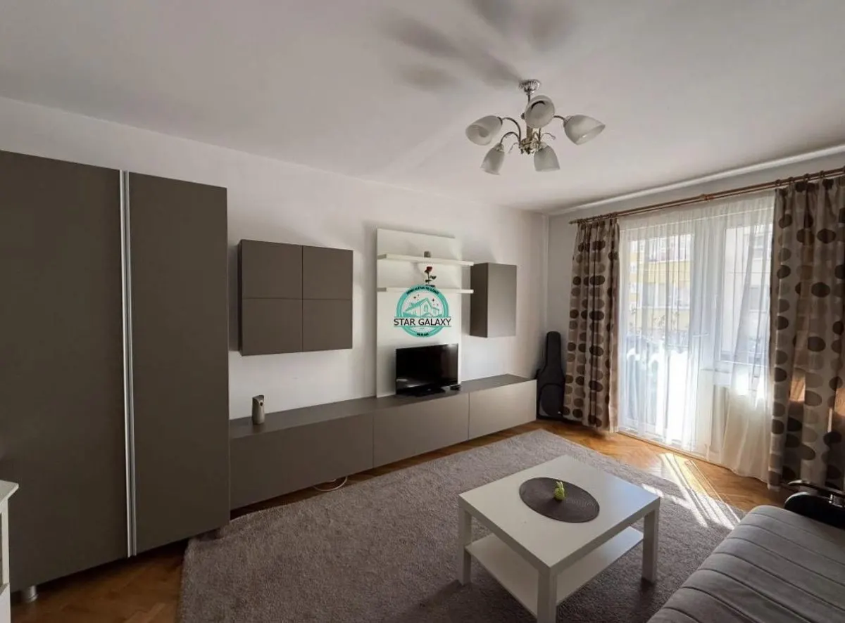 Apartament cu 2 camere, decomandat, etaj 1, in 7 Noiembrie - foto 1