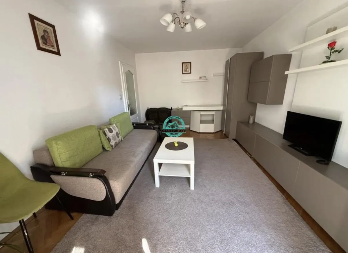 Apartament cu 2 camere, decomandat, etaj 1, in 7 Noiembrie - foto 2