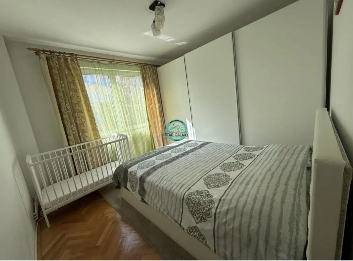 Apartament cu 2 camere, decomandat, etaj 1, in 7 Noiembrie - foto 4