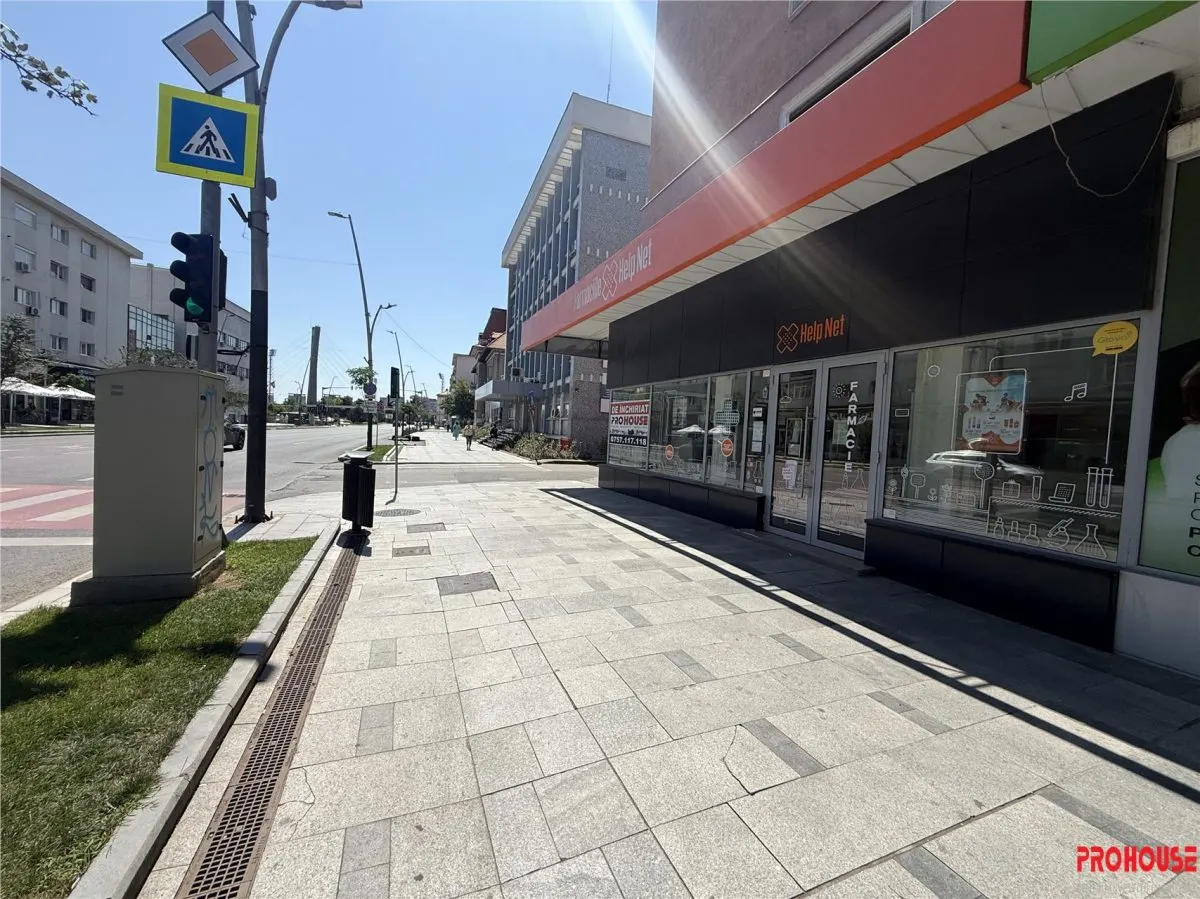 SPATIU COMERCIAL 100 MP â€“ POZITIE ULTRACENTRALA, VIZIBILITATE EXCELENTA - foto 4