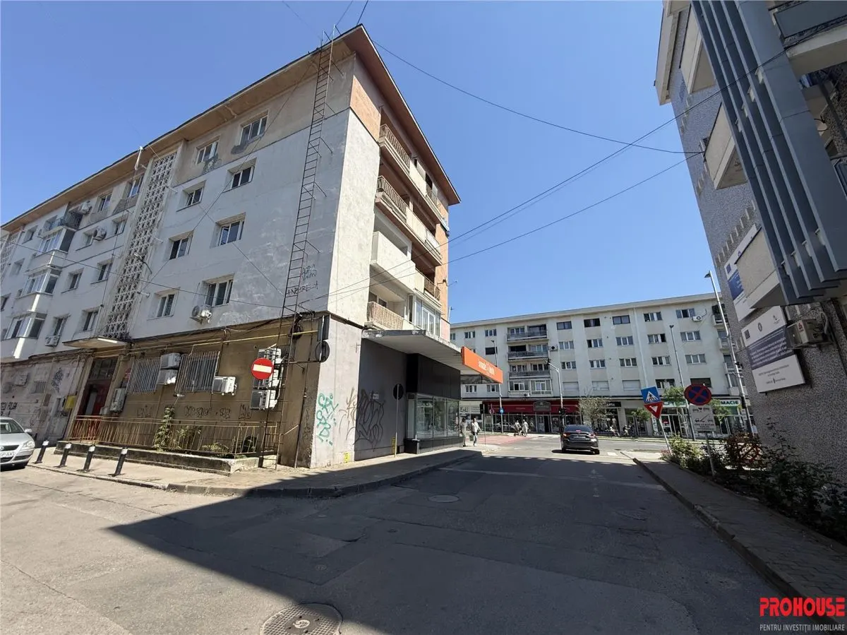 SPATIU COMERCIAL 100 MP â€“ POZITIE ULTRACENTRALA, VIZIBILITATE EXCELENTA - foto 5