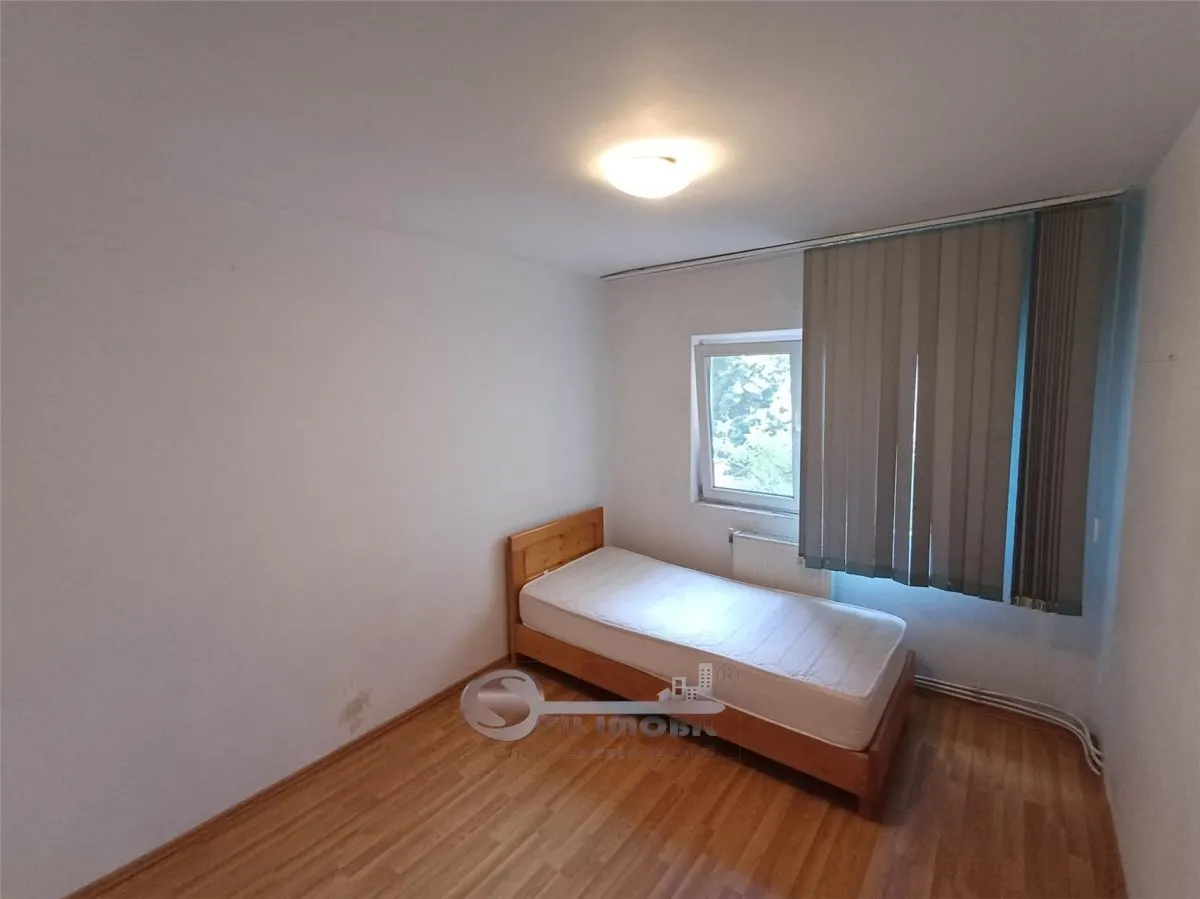 Apartament 3 camere Nicolina /Cug , 70 MP, etaj intermediar - foto 13