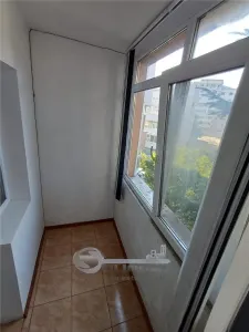 Apartament 3 camere Nicolina /Cug , 70 MP, etaj intermediar - foto 18