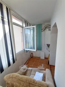 Apartament 3 camere Nicolina /Cug , 70 MP, etaj intermediar - foto 6