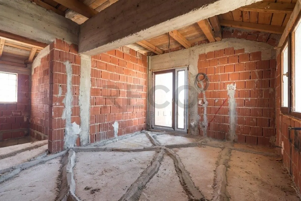 RECO Casa de vanzare in Santandrei Str. Pescarusului - foto 9