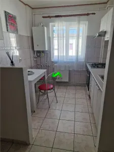 Apartament de vanzare 2 camere decomandate  Sibiu Hipodrom 3 - foto 5