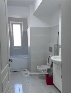 Apartament 3 camere Cug Pepiniera Tudor Neculai, etaj 1, baie cu geam, liber - foto 15